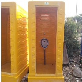 Frp Portable Urinal Block In Pune Robust Enterprises, Shape: Square