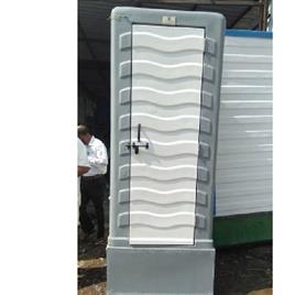 Frp Urinal With Waste Tank In Pune Robust Enterprises, Usage/Application: Water Storage