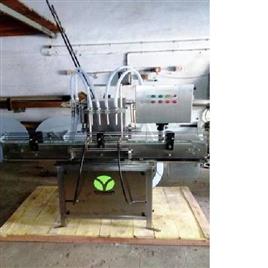 Fully Automatic Liquid Filling Machine 4