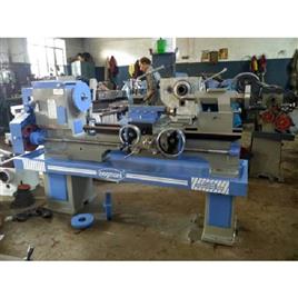 Geared Head Light Duty Lathe Machine 2