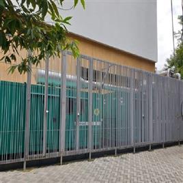 Genset Fencing, Surface Treatment: Color Coated