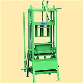 Hand Operated Block Making Machine, Automation Grade: Manual