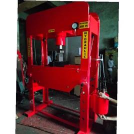 Hand Operated Hydraulic Press 10, Usage/Application: Industrial