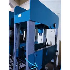 Hand Operated Hydraulic Press 60 Ton, Max Force Or Load: 90-120 ton