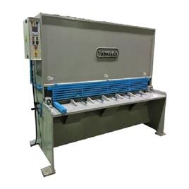 Heavy Duty Hydraulic Press Brake In Rajkot Bhavani Machinetools, Throat Depth: 700mm