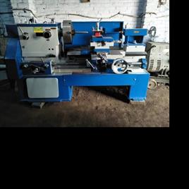 Heavy Duty Lathe Machine 20, Swing Over Cross Slide: 305 mm