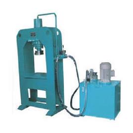 Hollow Block Making Machine 18