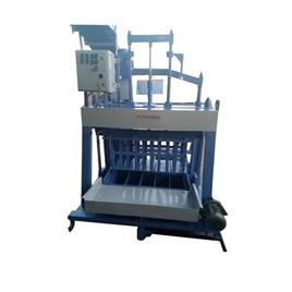 Hollow Block Making Machine 37, Capacity: 2000-2500 pieces/hr