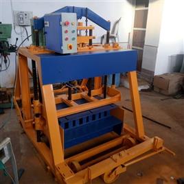 Hollow Block Making Machine In Gautam Buddha Nagar Asian Tile Machine, Material: stone dust, cement