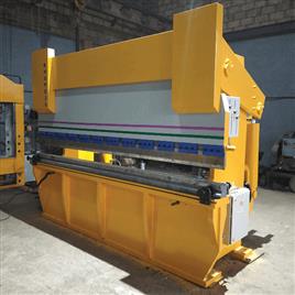 Hydraulic Press Brake Machine In Kolkata Rj International, Size: 10 Feet