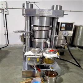 Hydraulic Press Oil Extraction Machine In Vadodara Shree Nakoda Enterprise, Power: 1.1KW -5KW