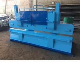 Hydraulic Sheet Bending Machine Press Brake, Power: 220 V