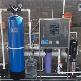 Industrial Reverse Osmosis Plant 250 Liter, Material: Frp