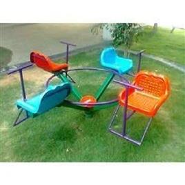 Iron Outdoor Merry Go Round 4 Seater, Age Group: 10-12