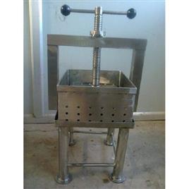 Manual Paneer Press Machine