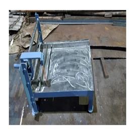 Manual Soap Bar Cutting Machine In Delhi Novochem Resources Private Limited, Material: CONTACT PARTS SS304