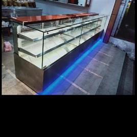 Metal Sweet Display Counter 2, Glass Thickness: 12 mm Color