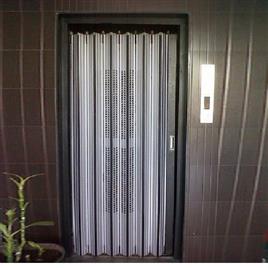 Mild Steel Side Opening Imperforated Door Elevators, Color: White