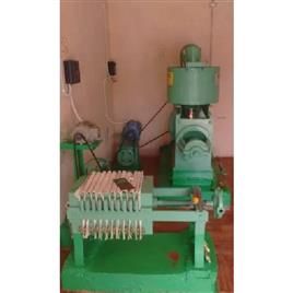 Mini Mustard Oil Mill In Ludhiana Swastik Traders, Capacity: 50-60 Kg/Hour