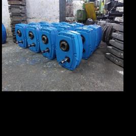 Non Reversible Smsr Gearbox, Material: Cast Iron