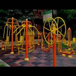 Outdoor Gym Equipment In Noida Grand Strong, Color: As per customers choice