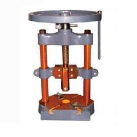 Pillar Fly Press