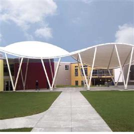 Pvc Tensile Fabric Structure, Tear Strength: 580/520 N