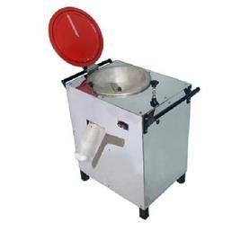 Red Chilli Powder Making Machine In Kolhapur Sunrise Machinery And Equipments, Type of Machine: Grinder