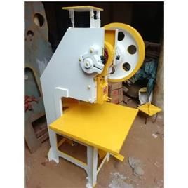 Rubber Chappal Making Machine 4