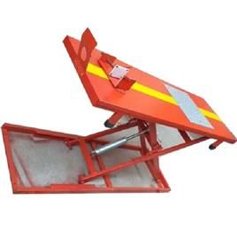 Scissor Two Wheels Service Ramp, Minimum Order Quantity: 1