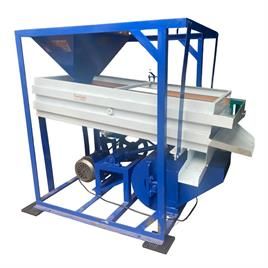 Seed Cleaner Machine In Ahmedabad Confider Industries, Motor Type: Copper Winding