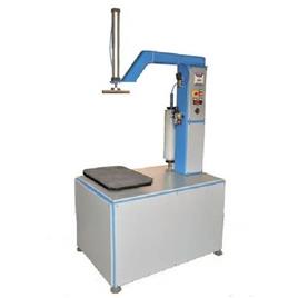 Semi Automatic Box Stretch Wrapping Machine, Phase: 3 PHASE