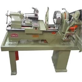 Semi Automatic Light Duty Lathe Machine In Rajkot Bhavani Machinetools