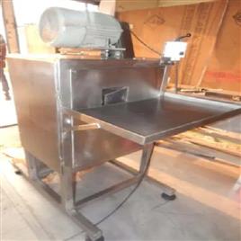 Semi Automatic Raw Mango Cutting Machine