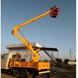 Sky Lift In Ghaziabad Super Tech Engineers, Capacity: 250 kg