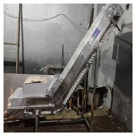 Ss Bucket Belt Conveyor In Noida Azad Hind Mechanical Engineering, Structure: Inclining Conveyor