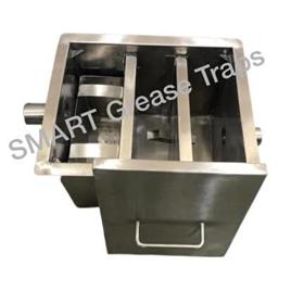 Ss Grease Trap With Sludge Removal, Material: SS 304
