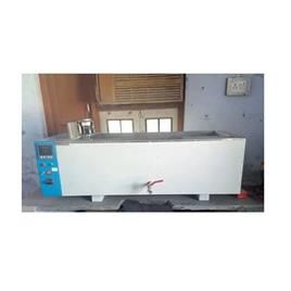 Ss Hot Water Bath In Ahmedabad P D Sales Agency