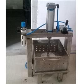 Stainless Steel Automatic Paneer Pressing Machine