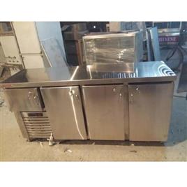 Stainless Steel Under Counter Refrigerator 10, Door Type: Triple Door