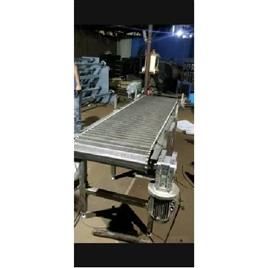 Stainless Steel Wire Mesh Conveyor Belt In Thane Toe Engineering Projects Private Limited, Capacity: Customised