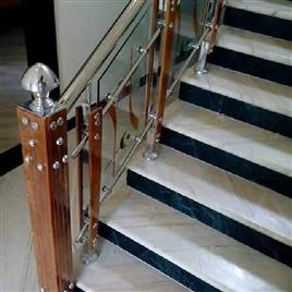 Stainless Steel Wooden Baluster Railings, Position: Stairs