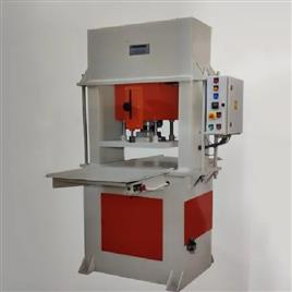 Three Phase Blister Cutting Machine, Capacity: 150 Blister Per Minute