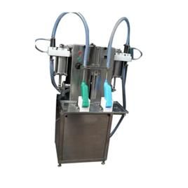 Toilet Cleaner Filling Machine 3