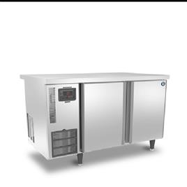 Two Door Under Counter Chiller Rtw 126Ms4, Temperature Range: -2 DegreeC to +12 DegreeC