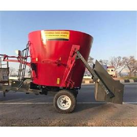 Vertical Auger Mixer Feeder Wagon