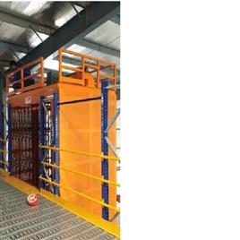 Vertical Hydraulic Goods Lift, Usage/Application: Warehouse And Factories