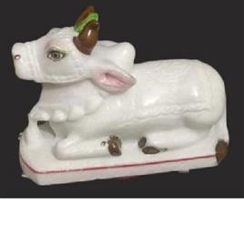 White Marble Nandi Statue 2, Size/Dimension: 1.5 Feet